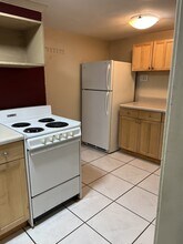 615 Hillcrest St, Unit B in Orlando, FL - Building Photo - Building Photo