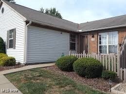 3595 Chesapeake Dr in Zanesville, OH - Building Photo
