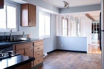 10737 Silverbrook Dr in Cincinnati, OH - Building Photo - Building Photo