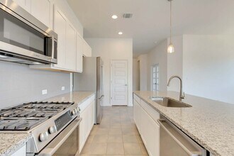 133 James Rose Ln in Bastrop, TX - Building Photo - Building Photo