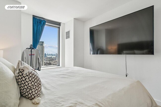 3 Ct Square W in Queens, NY - Building Photo - Building Photo