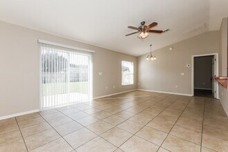 4619 Great Blue Heron Dr in Lakeland, FL - Building Photo - Building Photo