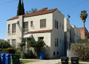 1315-1317 N Catalina St in Los Angeles, CA - Foto de edificio - Building Photo
