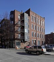 149 North St in Boston, MA - Building Photo