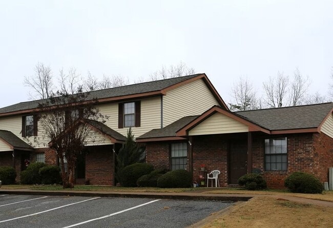property at 102 Mountain View Ct