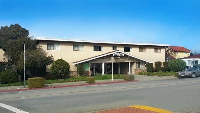 510 Castro in San Leandro, CA - Building Photo - Building Photo