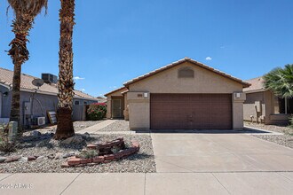3211 W Abraham Ln in Phoenix, AZ - Building Photo - Building Photo