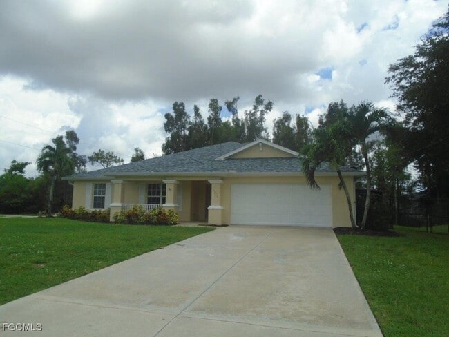 6788 Abbott St in Ft. Myers, FL - Building Photo - Building Photo