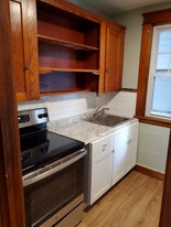 1-21W Amherst St in Manchester, NH - Building Photo