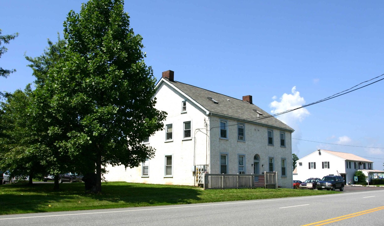 180 W Ridge Pike in Royersford, PA - Foto de edificio