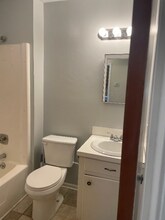 207 Oak St, Unit A in York, SC - Building Photo - Building Photo