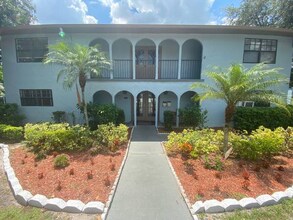 3215 Baird Ave, Unit J-68 in Lakeland, FL - Building Photo - Building Photo