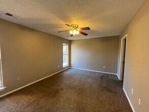 7706 Iris Cove in Southaven, MS - Building Photo - Building Photo