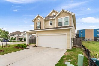 5001 Black Onyx Dr in Jarrell, TX - Building Photo - Building Photo