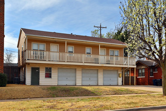 200-204 NW 24th St in Oklahoma City, OK - Building Photo - Building Photo