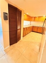 948 SW 74th Ave in North Lauderdale, FL - Building Photo - Building Photo