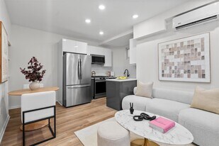 407 Park Ave in Weehawken, NJ - Building Photo