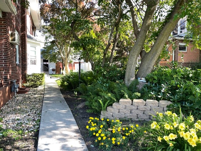 3721 Broadway, Unit Apartment 2