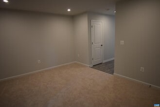 195 Horse Path Dr in Charlottesville, VA - Building Photo - Building Photo