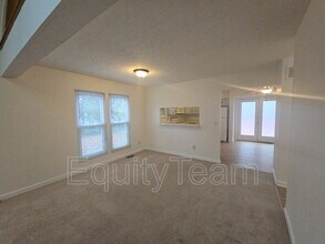 9178 Fields Dr in Mason, OH - Building Photo - Building Photo