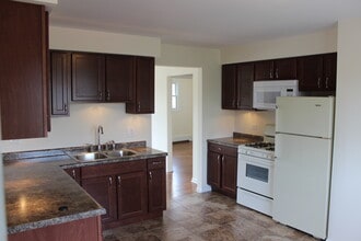 14437 S Ravinia Ave, Unit 2N in Orland Park, IL - Building Photo - Building Photo