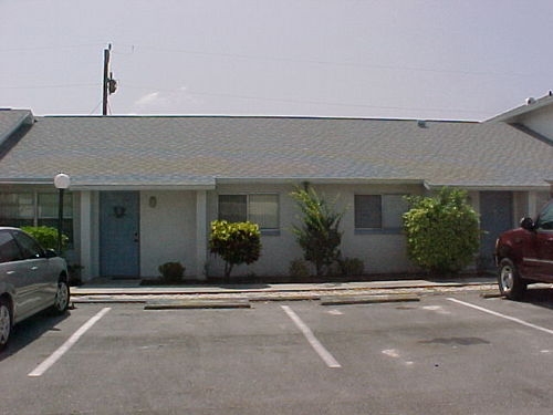 4009 SE 11th Ave in Cape Coral, FL - Building Photo