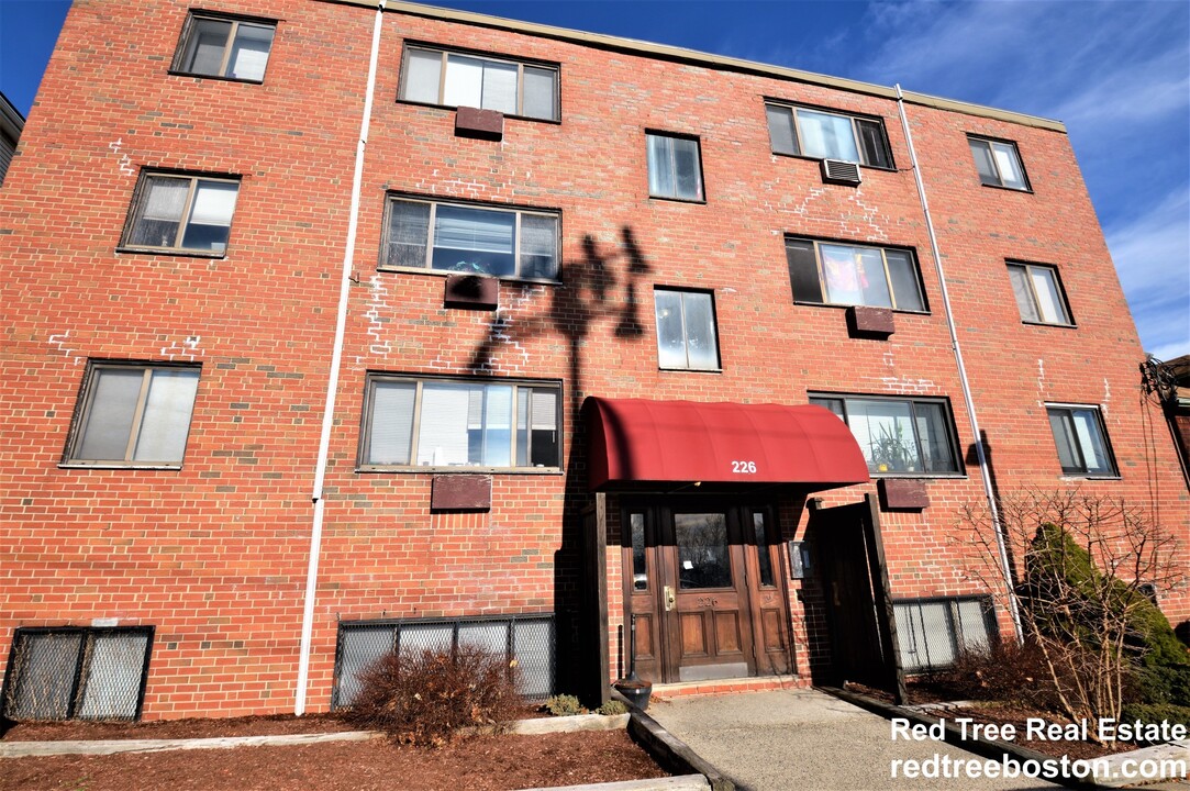 226 Parker Hill Ave, Unit 10 in Boston, MA - Building Photo