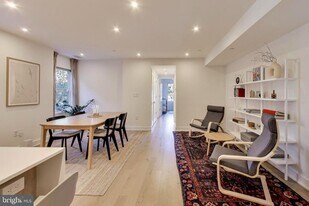 4017 Davis Pl NW in Washington, DC - Building Photo