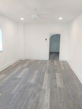 727 Kenmore Rd-Unit -3 in Philadelphia, PA - Building Photo - Building Photo
