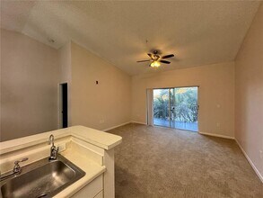 6936 SW 39th St, Unit D303 in Davie, FL - Building Photo - Building Photo