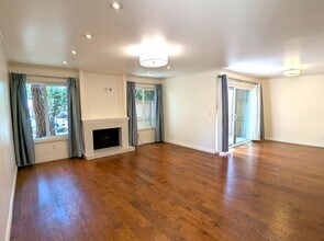 91 Arlington Dr in Pasadena, CA - Building Photo - Building Photo