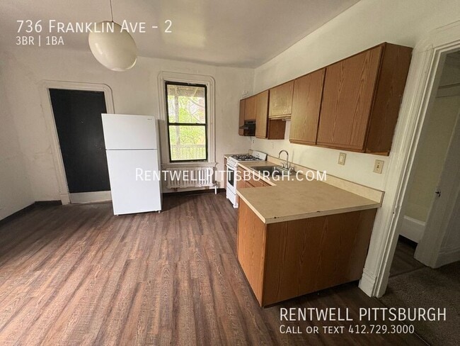 736 Franklin Ave in Pittsburgh, PA - Building Photo - Building Photo