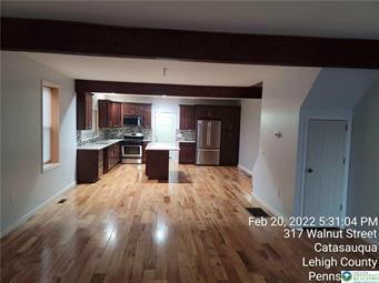 317 Walnut St in Catasauqua, PA - Building Photo