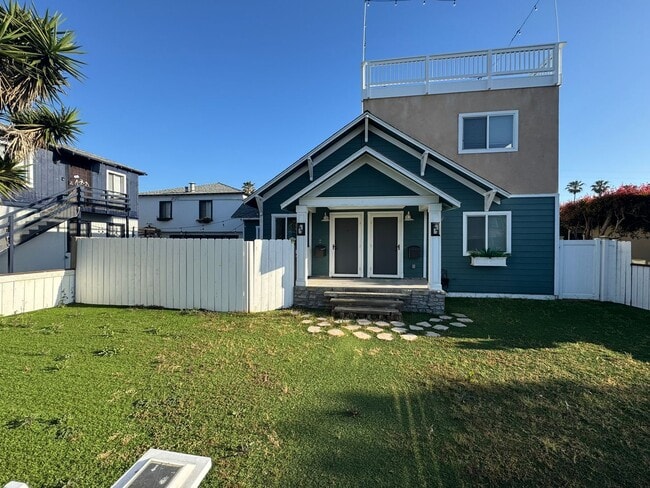 215 Evergreen Ave in Imperial Beach, CA - Building Photo - Building Photo