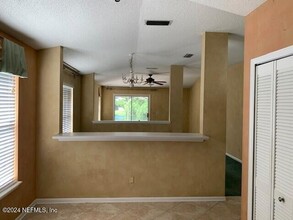 1140 Hidden Cove Cir in Jacksonville, FL - Building Photo - Building Photo