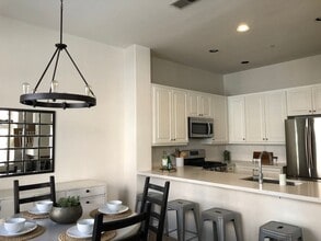 1 Garzoni Aisle in Irvine, CA - Building Photo - Building Photo
