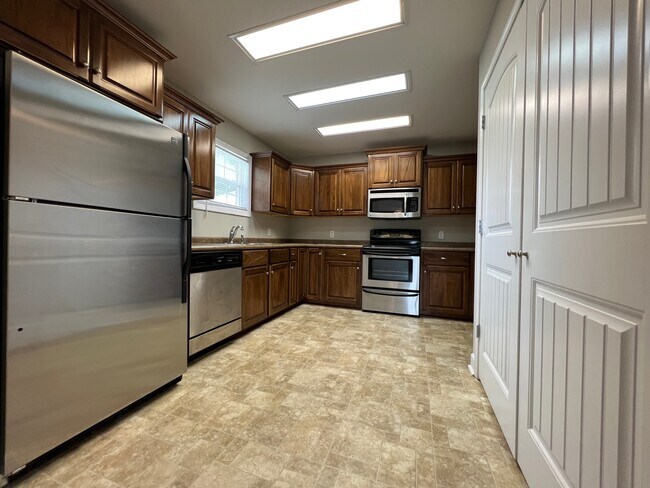 121 Nature Way in Statesboro, GA - Building Photo - Building Photo