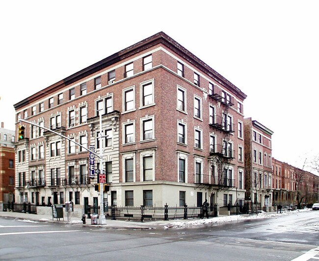 2114-2116 5th Avenue Ave