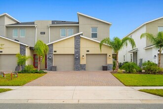 8889 Cabot Cliffs Dr in Kissimmee, FL - Building Photo - Building Photo