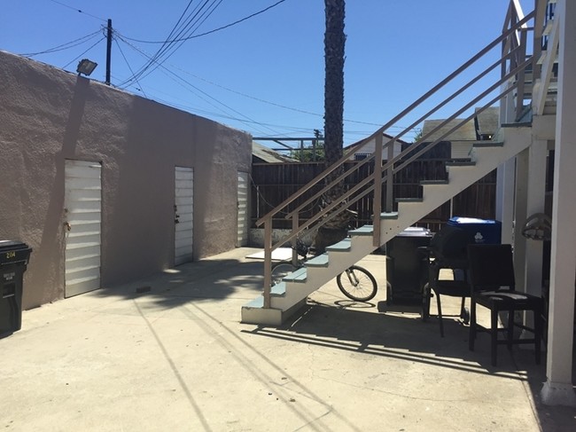 2110 S Grand Ave in San Pedro, CA - Building Photo - Building Photo