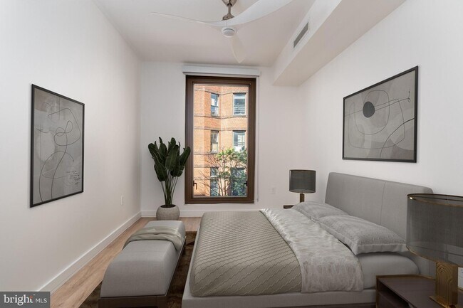 1630 Columbia Rd NW, Unit 313 in Washington, DC - Building Photo - Building Photo