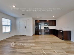 3068 Wallace Wls Ct in Crandall, TX - Foto de edificio - Building Photo