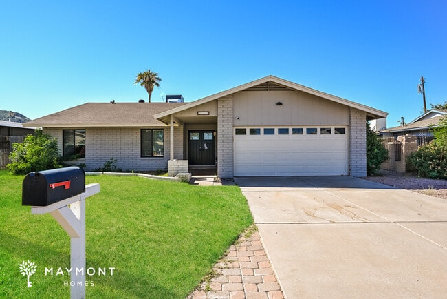 property at 2119 W Eugie Ave