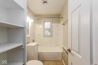 Two Bedroom Bungalow in Indianapolis, IN - Building Photo - Building Photo
