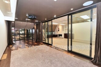 200 P St in Sacramento, CA - Building Photo - Building Photo