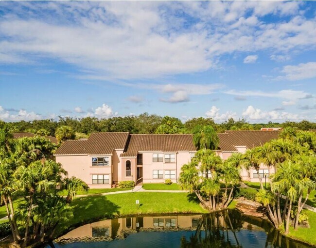 2900 S University Dr, Unit 9109 in Davie, FL - Building Photo - Building Photo