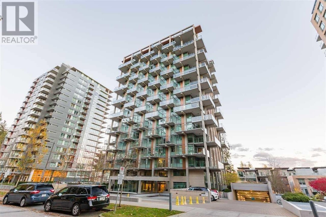 5782-5782 Berton Ave in Vancouver, BC - Building Photo