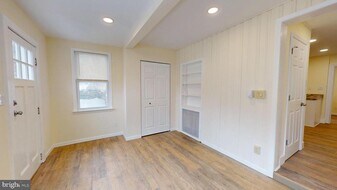 824 Kintner Rd in Kintnersville, PA - Building Photo