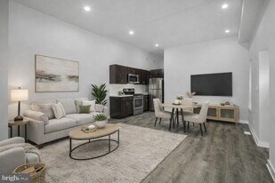 2327 Wharton St in Philadelphia, PA - Building Photo