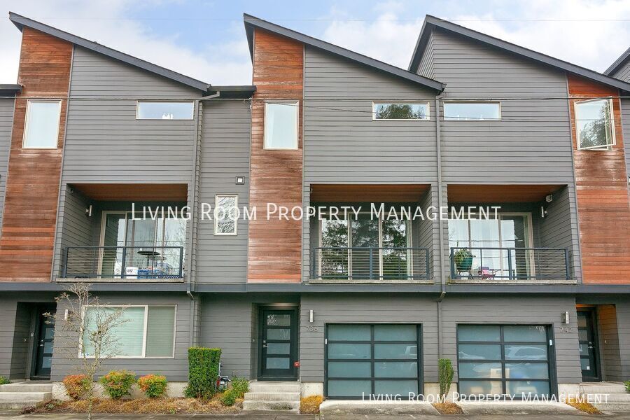 736 N Webster St in Portland, OR - Building Photo